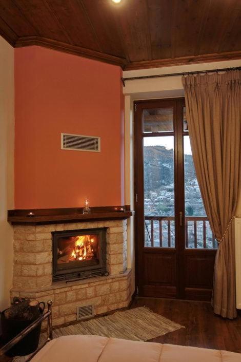 Hotel Thea Valtessinikou Extérieur photo